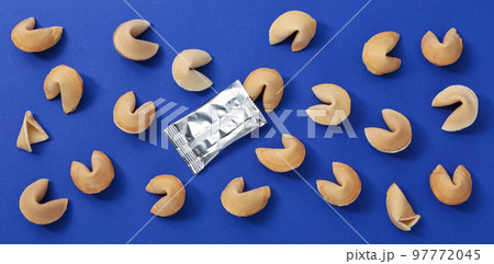 Chinese fortune cookies with prediction words, top view 97772045