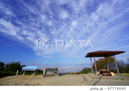 秋の早朝・パノラマ展望台 秋の早朝・パノラマ展望台 97774040