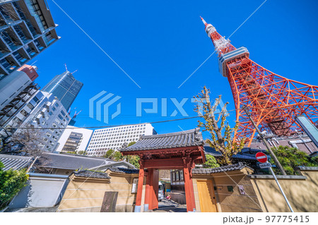 日本の東京都市景観　東京タワーや心光院、麻布台ヒルズなどを望む 97775415