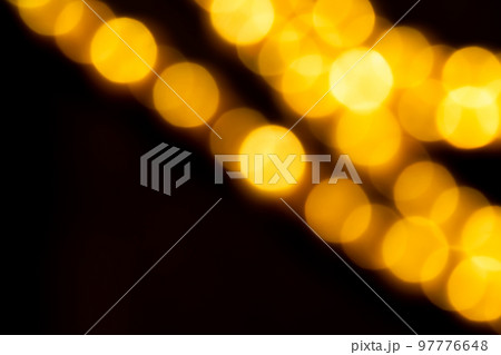 キラキラ・イルミネーション 背景素材 97776648