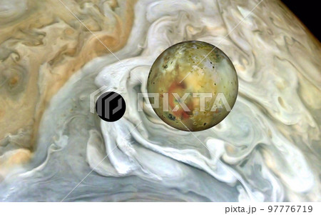木星に投影された衛星「イオ」の影 97776719