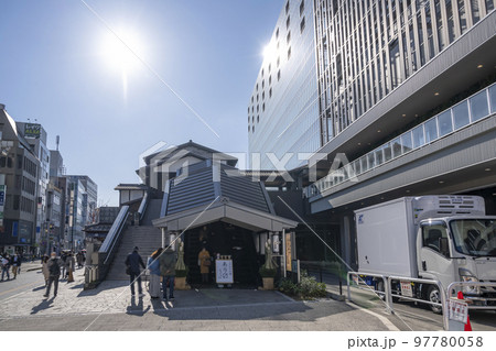 神奈川県小田原市の都市風景 お城通り 小田原駅 神奈川県小田原市の都市風景 お城通り 小田原駅 97780058