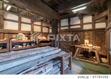 秋の備中松山城~国指定重要文化財二重櫓内部~ 秋の備中松山城~国指定重要文化財二重櫓内部~ 97784268