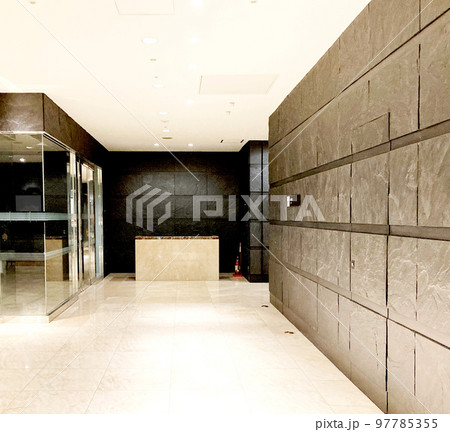 モダンシックなホテル内風景 モダンシックなホテル内風景 97785355