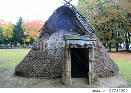 竪穴住居 97785509
