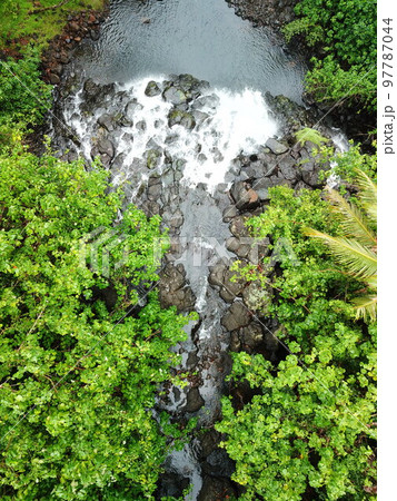 Kepirohi waterfall in Pohnpei, Micronesia Kepirohi waterfall in Pohnpei, Micronesia 97787044