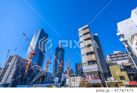 日本の東京都市景観 虎ノ門・麻布台地区第一種市街地再開発などを望む＝2022年12月29日 97787475