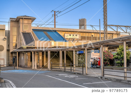 神奈川県小田原市の都市風景　鴨宮駅 97789175