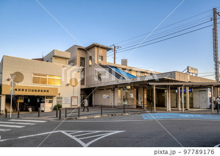 神奈川県小田原市の都市風景　鴨宮駅 97789176