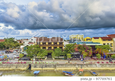 ベトナム・ホイアンの町並み / Hoi An, Vietnam 97789761