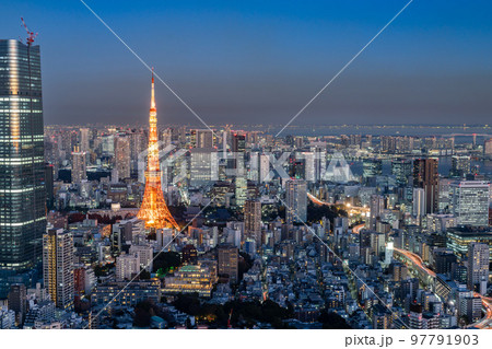 港区から見た東京タワーが見える夜景 97791903