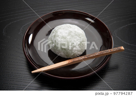 和菓子の草餅 97794287