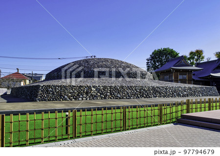 東京都　武蔵府中熊野神社古墳　上円下方墳　国史跡 97794679