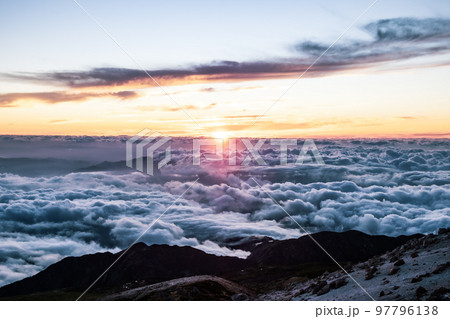 白山の登山風景 97796138