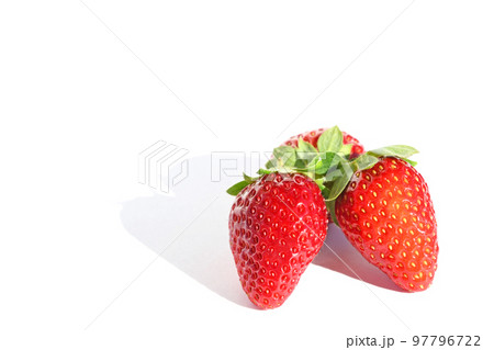 いちご（さちのか） 97796722