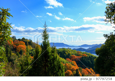 美しい秋の瀬戸内風景 美しい秋の瀬戸内風景 97797258