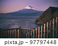 伊豆半島から望む真冬の富士山 その2(日没後) 伊豆半島から望む真冬の富士山 その2(日没後) 97797448