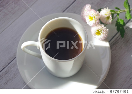 コーヒーと花 97797491