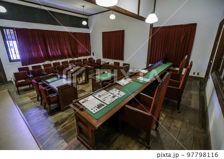 丹波篠山市立歴史美術館　旧篠山裁判所法廷　兵庫県丹波篠山市 97798116