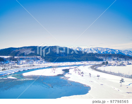 関川村の冬景色 関川村の冬景色 97798565