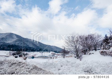 長野 雪景色の写真素材 [97804416] - PIXTA