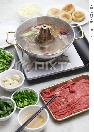 涮羊肉(北京式羊肉のしゃぶしゃぶ) 97805288