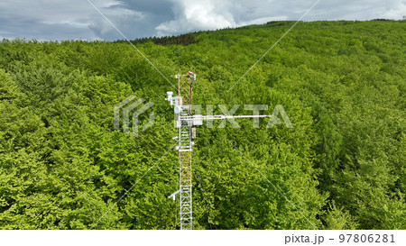 Station science weather meteorology research drone aerial atmospheric eddy, measuring ozone O3, carbon methane CH4, carbon dioxide CO2, nitrogen oxides N2O, mountain beech Fagus Europe Station science weather meteorology research drone aerial atmospheric eddy, measuring ozone O3, carbon methane CH4, carbon dioxide CO2, nitrogen oxides N2O, mountain beech Fagus Europe 97806281
