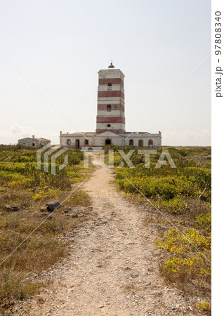 モザンビークの世界遺産モザンビーク島近くのゴア島の灯台 97808340