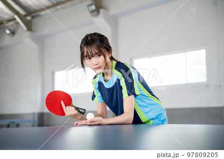 Close up of a female athlete ready to serve 97809205