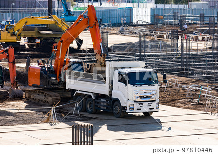 埼玉県所沢市　所沢駅西口開発　アミテラス所沢建設工事 97810446