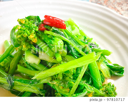 中国家庭料理・白灼芦笋叶（茹でアスパラ菜の中華ソース） 97810717