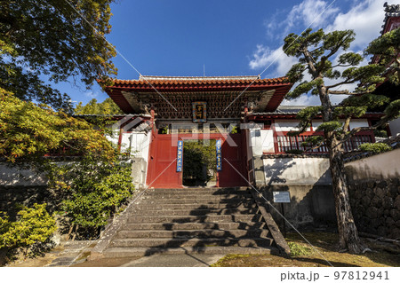 黄檗宗の寺院、崇福寺「第一峰門」【長崎県長崎市】 黄檗宗の寺院、崇福寺「第一峰門」【長崎県長崎市】 97812941