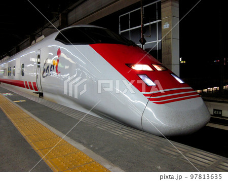 Easti・大宮駅・ダイヤ非公表、見ると幸せになれるJR東日本の新幹線試験車・埼玉県さいたま市(2) Easti・大宮駅・ダイヤ非公表、見ると幸せになれるJR東日本の新幹線試験車・埼玉県さいたま市(2) 97813635