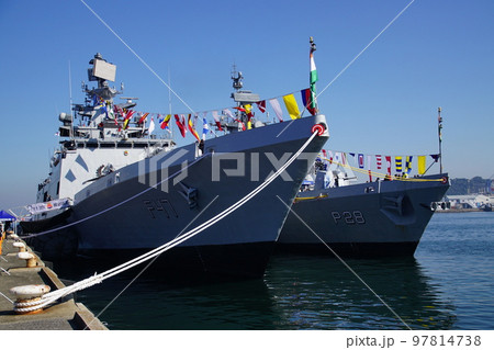 インド海軍 巡洋艦シュバリク Shivalik ＆ カモルタ Kamorta　Indian Navy 97814738