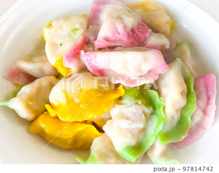 中国家庭料理・五彩手工水餃（手作りカラー餃子） 97814742