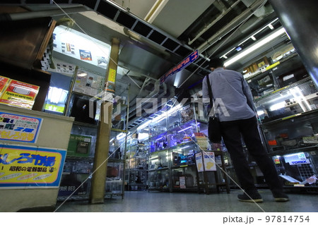 秋葉原　電子部品の店　パーツショップ 97814754