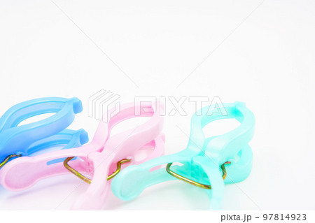 カラフルな洗濯ばさみ カラフルな洗濯ばさみ 97814923