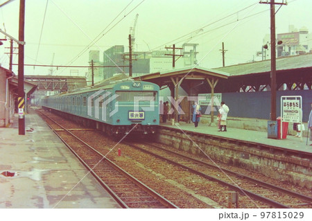 横浜線・原町田（現町田）駅、東神奈川行103系（クハ103－776他）、1980年3月6日撮影 97815029