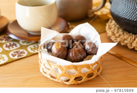 甘栗でおやつ　間食　むき栗 97815609