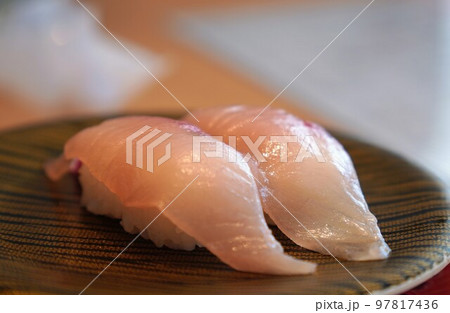 寿司・ハマチ(和食)2 寿司・ハマチ(和食)2 97817436