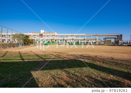 大阪府　阪急線の連続立体交差工事 97819261