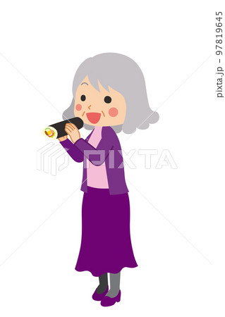 恵方巻を食べている可愛いシニア女性のイラスト 全身 白背景 ベクター 人物 節分 恵方巻を食べている可愛いシニア女性のイラスト 全身 白背景 ベクター 人物 節分 97819645