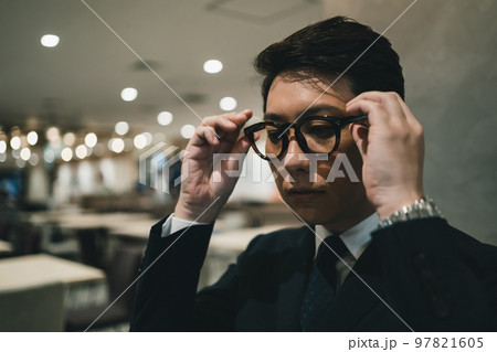 office worker 97821605