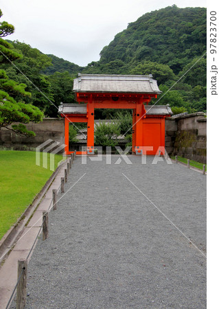 仙厳園　赤い錫門 97823700