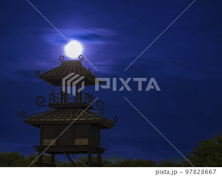 弥生の楼閣 97828667