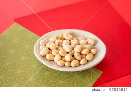 節分 豆まきの大豆 節分 豆まきの大豆 97836612