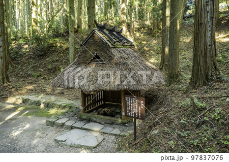 播州清水寺 おかげの井戸 兵庫県加東市 播州清水寺 おかげの井戸 兵庫県加東市 97837076
