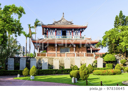 Building view of the Chihkan Tower (Fort Provintia) in Tainan, Taiwan. It is one of the most popular attractions in Tainan. Building view of the Chihkan Tower (Fort Provintia) in Tainan, Taiwan. It is one of the most popular attractions in Tainan. 97838645
