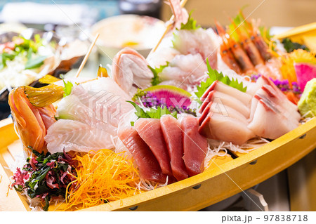 刺身（舟盛り） 97838718