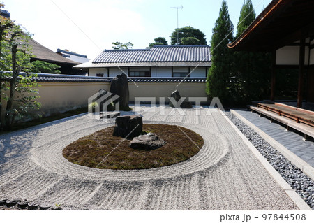 大徳寺塔頭龍源院 97844508